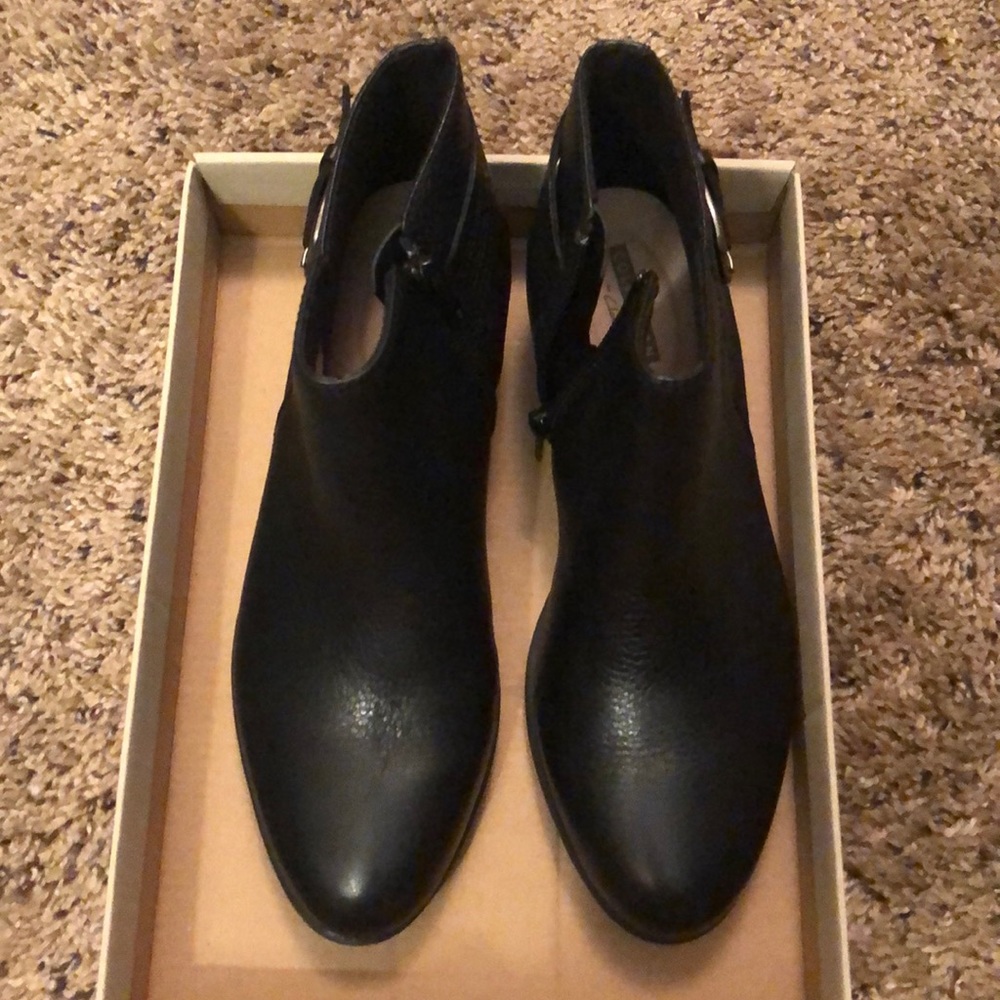 Clarks Kara Boots